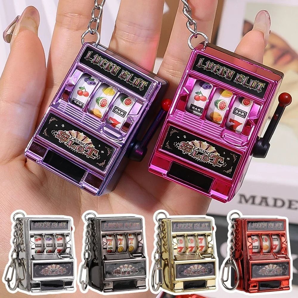 Fruit Slot Machine - Mini-Spielautomat-Schlüsselanhänger: Glücksbringer im Retro-Stil, Münzbetriebene Glücksspielmaschine,